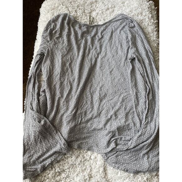 Mudd Women’s Sz. XS Rayon Blend Design Top. Soft, Comfortable - Picture 8 of 10